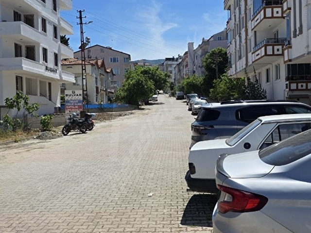 carsi ici bahceli hem daire hem depo tek fiyat