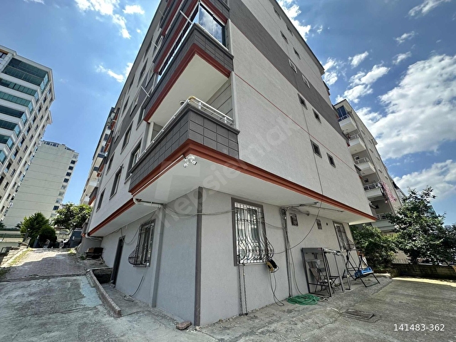 ATAKENT MAHALLESİNDE BALKONLU SATILIK FIRSAT DAİRE FUL KREDİLİ
