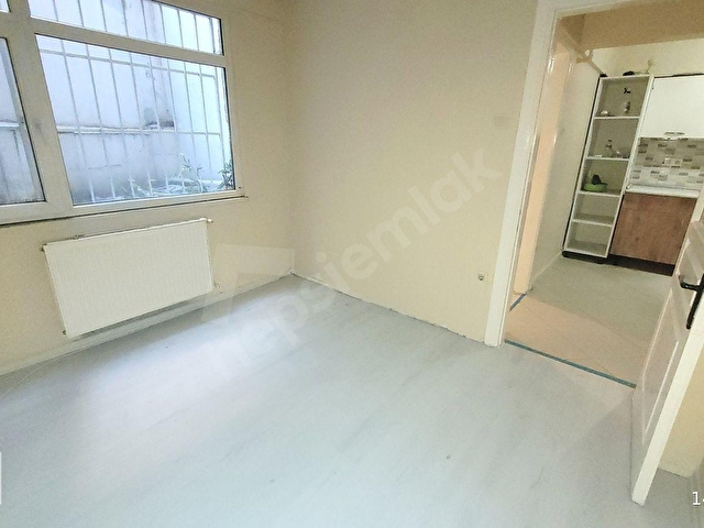 Helinden Kazancı Yokuşunda Kullanışlı Yüksek Tavanlı Bahçe Katı - Görsel 9