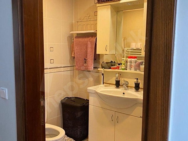 ORTAKÖY DE YENİLENMİŞ MÜSTAKİL EV 3 DAİRE ŞEKLİNDE YATIRIM İÇİN UYGUN - Görsel 12