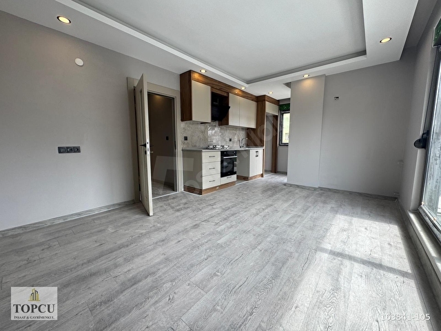 TOPCUDAN_YENİEMEKTE ARAKAT LÜKS 2+1 SATILIK DAİRE - Görsel 2