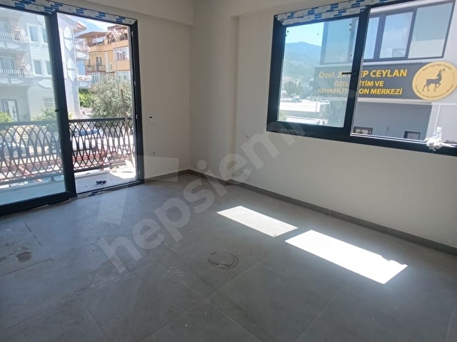 FETHİYE TAŞYAKADA KİRALIK EŞYALI  DAİRE VE DÜKKAN - Görsel 10