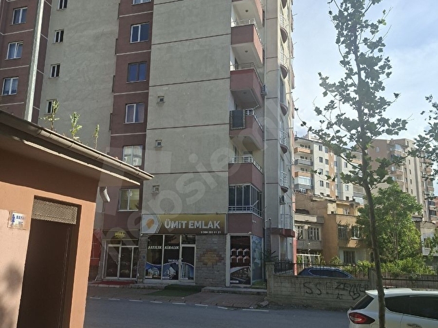 Köşe Konumlu, Vitrini Geniş 55m² Masrafsız Satılık Dükkan - Görsel 8