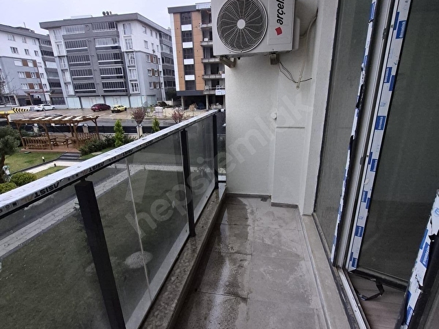 GÜMÜŞ TOWERS 1+1 50M2 ARAKAT - GÜVENLİKLİ -HAVUZLU- HAVUZ CEPHE - Görsel 11