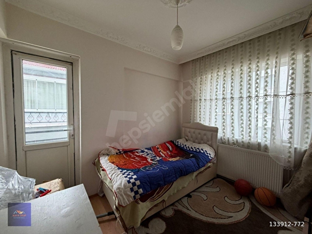 KAYADAN CADDE DİBİ 1.KAT ÇİFT BALKON ACİL SATILIK 3+1 DAİRE !! - Görsel 25