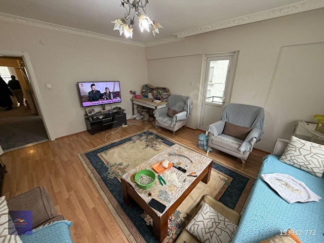 KAYADAN CADDE DİBİ 1.KAT ÇİFT BALKON ACİL SATILIK 3+1 DAİRE !! - Görsel 5