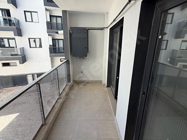 SEYREK ANA CADDEDE KİRALIK 1+1 DAİRE - Görsel 12