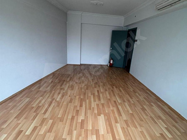 İSTİKLAL MH. REŞADİYE CAMİ KARŞISI  55 m² KİRALIK  1+ 1 OFİS & BÜRO - Görsel 8