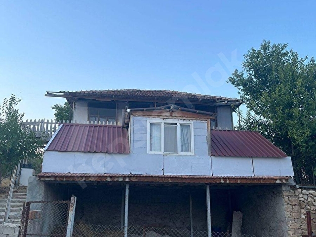 ANTALYA YELTEN DE  SATILIK MÜSTAKİL BAHCELİ KOMPLE BETONERME BİNA 400 M2 IMARLI ARSA ICINDEDIR - Görsel 2