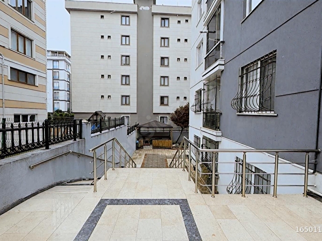 ADNAN KAHVECİ MAH. MERKEZİ KONUMDA SATILIK GENİŞ M2 2+1 DAİRE - Görsel 24