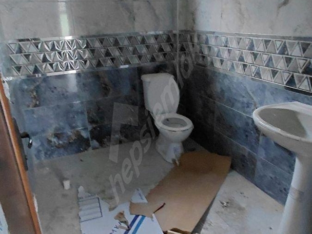 KİRALIK SIFIR DAİRE 3+1 2.KAT140 METREKARE KAT KALORİFERLİ DERE MANZARALI I 454 EMLAKTAN - Görsel 9