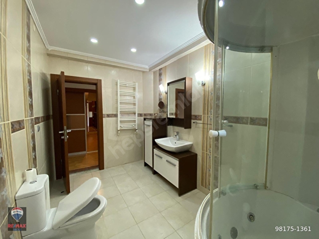 1000 m² ARSADA 7+1 LÜKS MÜSTAKİL VİLLA REMAX MOD GÜVENCESİYLE - Görsel 11