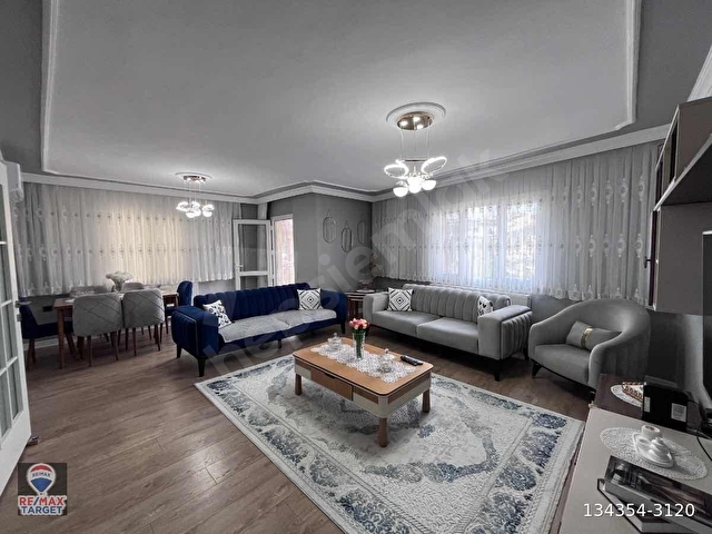 KARŞIYAKA BAHÇELIEVLERDE SATILIK 3+1 FULL TADILATLI MASRAFSIZ DAIRE - Görsel 8