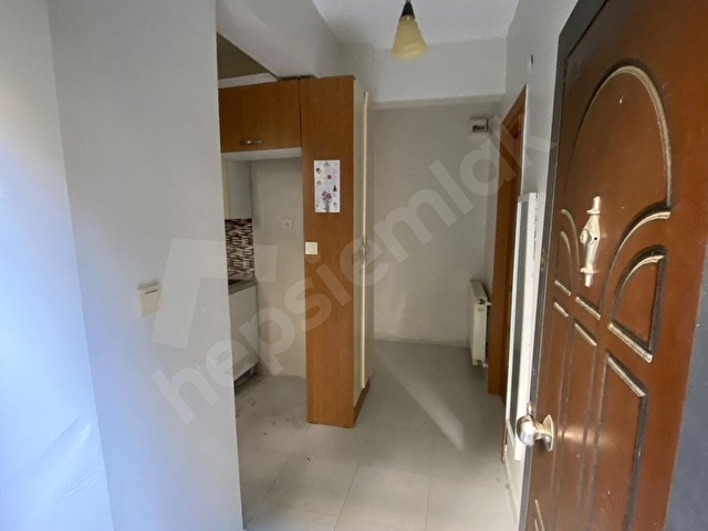 BAĞDAT CADDESİNE YÜRÜME MESAFESİNDE SATILIK FIRSAT 1+1 DAİRE - Görsel 11