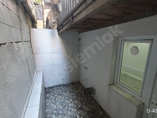İkitelli Basın Express yolu dibinde yatırımlık fırsat daire - Görsel 3