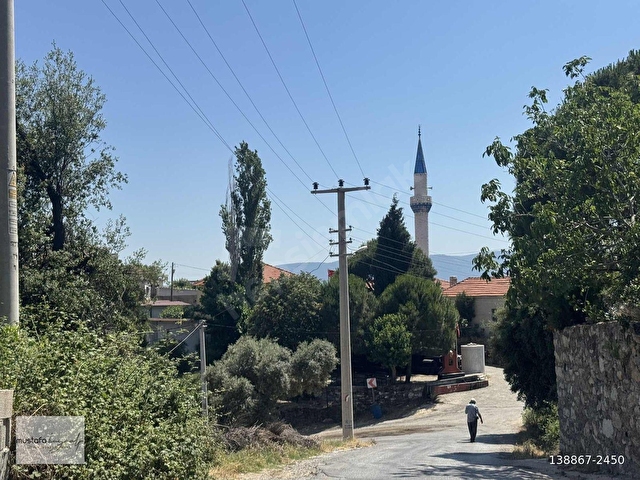 MUSTAFA KAYAALPTEN SATILIK TAŞ EV VE AVLUSU - Görsel 2