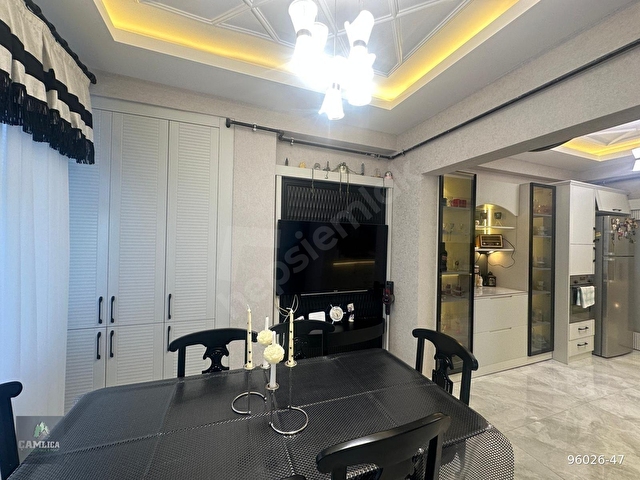 ÇAMLICA GAYRİLMENKULDEN MAVİKENTTİN GÖZDE 2,5+1 DAİRESİ SATIŞTA - Görsel 8