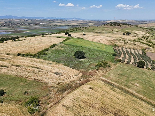 BALIKESİR MANYAS EŞEN MAHALLESİNDE SATILIK 7577 M2 TARLA - Görsel 25