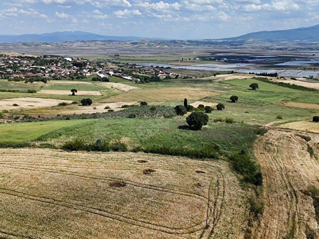 BALIKESİR MANYAS EŞEN MAHALLESİNDE SATILIK 7577 M2 TARLA - Görsel 8
