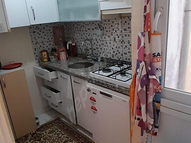 FATİH ÇAPADA 2+1 1.KAT 80M2 KISMİ EŞYALI KUĞU EMLAKTAN  KİRALIK DAİRE - Görsel 12