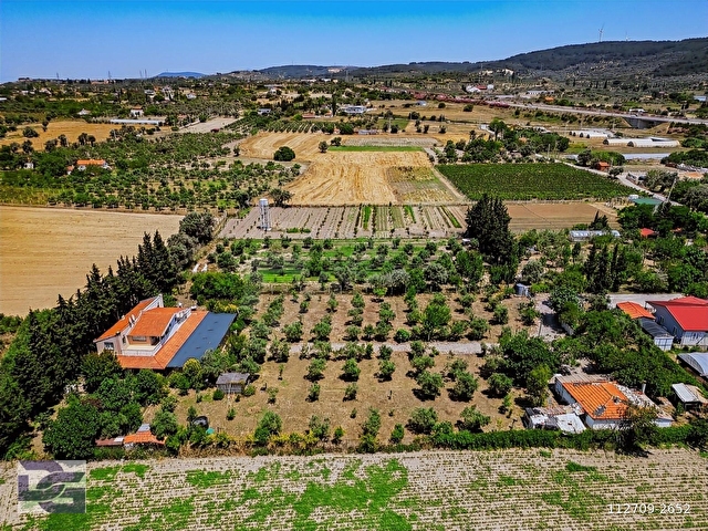 URLADA 3 ADET ÇİFTLİK EVİ VE 3843 M² ARAZİSİ - Görsel 2