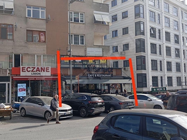 Beşiktaş Dikilitaş çarşı emirhan caddede fırsat dükkan 180 m2 - Görsel 14