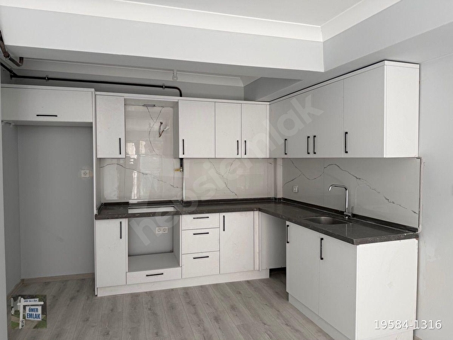 ÖMER EMLAKTAN YAVUZ MAHALLESİ SIFIR OTURUMA HAZIR, ASANSÖRLÜ 2+1 SALON  DAİRE
