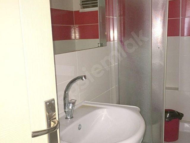 ÜNAL EMLAKTAN BANDIRMA KURTULUŞ CAD.ÜZERİNDE 1+1 EŞYALI DAİRE - Görsel 8