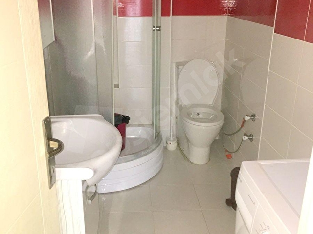 ÜNAL EMLAKTAN BANDIRMA KURTULUŞ CAD.ÜZERİNDE 1+1 EŞYALI DAİRE - Görsel 7
