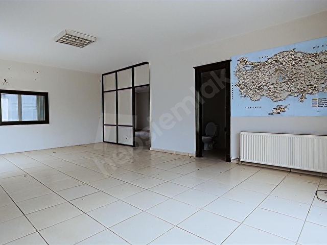 DEĞİRMİÇEM MAHALLESİNDE PARK İŞ MERKEZİNDE SATILIK GENİŞ OFİS - Görsel 3