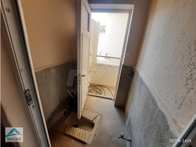 Cumhuriyette şehir merkezine yakın, 3 katlı bina… - Görsel 15