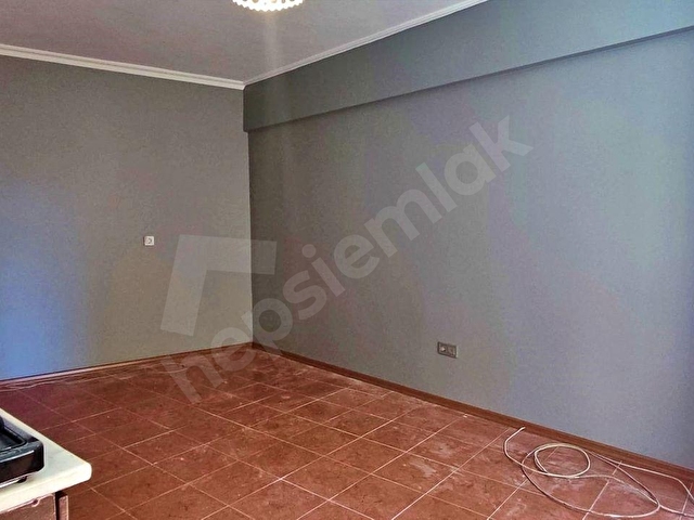 Esentepede Kiralık Daire 3+1 Gayrettepe Metro Yakını Asansörlü - Görsel 5