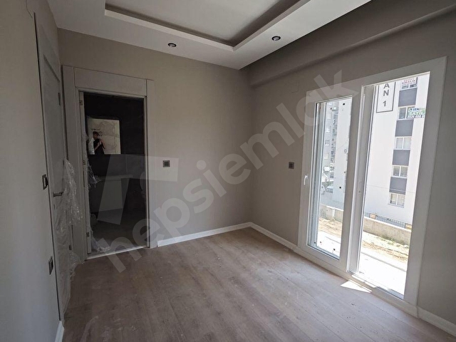 SARIÇAM GÜLTEPEDE YATIRIMA UYGUN LÜKS İŞÇİLİKLİ 1+1 DAİRE!!! - Görsel 14