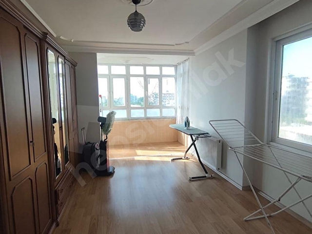 MÜNEVVER ÇELENK GAYRİMENKUL TÜTÜNCÜ CAMİ ALTI KİRALIK 3+1 DAİRE - Görsel 20