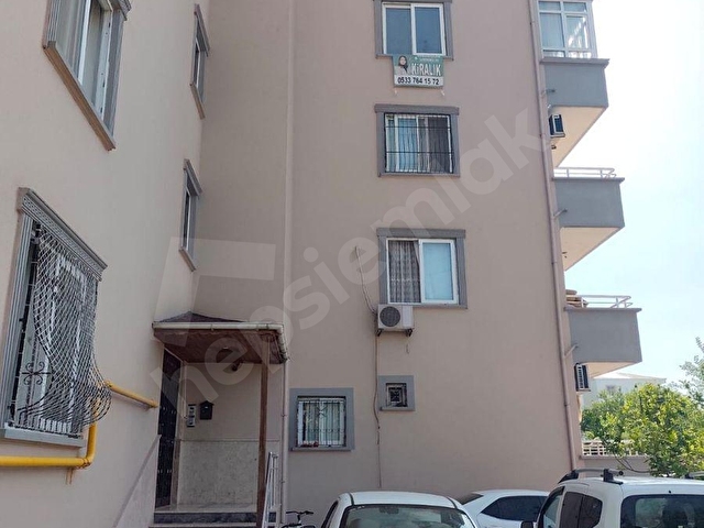 MÜNEVVER ÇELENK GAYRİMENKUL TÜTÜNCÜ CAMİ ALTI KİRALIK 3+1 DAİRE