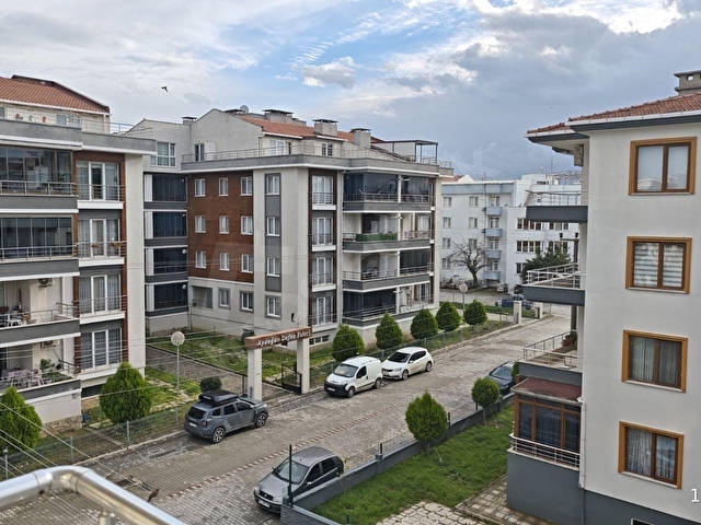 Boğaz Manzaralı 35 m² Teras + 145 m² Net 5+1 Geniş Dubleks - Görsel 9