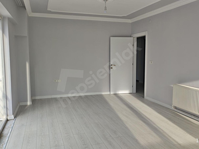 Boğaz Manzaralı 35 m² Teras + 145 m² Net 5+1 Geniş Dubleks - Görsel 13