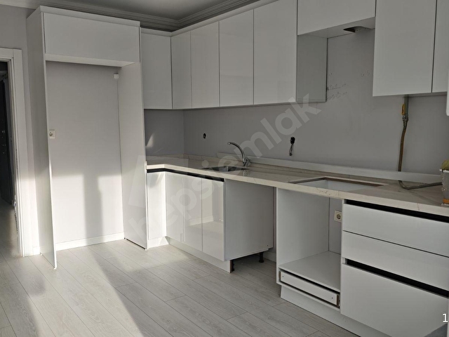 Boğaz Manzaralı 35 m² Teras + 145 m² Net 5+1 Geniş Dubleks - Görsel 7