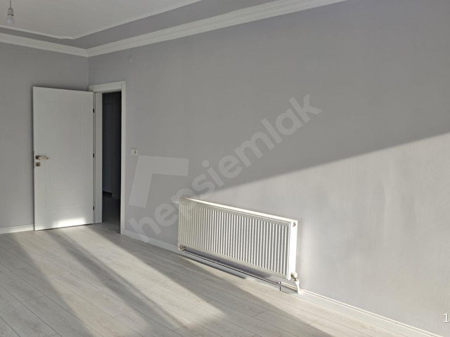 Boğaz Manzaralı 35 m² Teras + 145 m² Net 5+1 Geniş Dubleks - Görsel 12