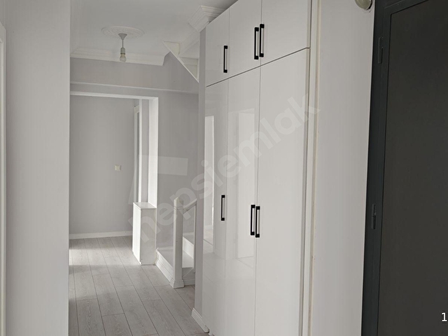 Boğaz Manzaralı 35 m² Teras + 145 m² Net 5+1 Geniş Dubleks - Görsel 5