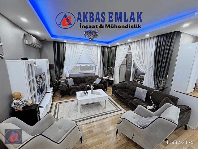 AKBAŞtan SATILIK | HAVUZLU | CAM BALKONLU | KİLERLİ | DAİRE