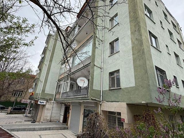 NECATİBEY YAKINI LALE SOKAKTA 2 KAT KOMBİLİ 2+1 DAİRE KONUTA- İŞYERİNE - Görsel 2