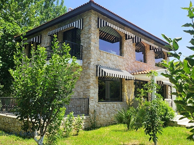 Doğayla İç İçe Lüks Bir Yaşam, Köyceğizde Satılık Villa - Görsel 12