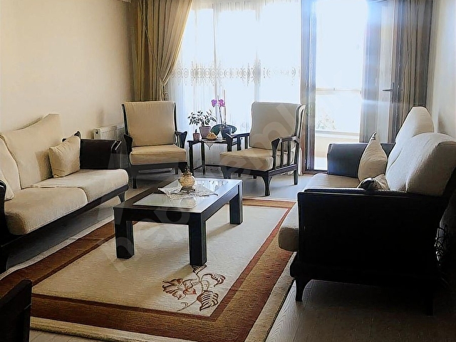 KÜÇÜKÇEKMECEDE 230 M2 NET SATILIK TERASLI DUBLEKS DAİRE - Görsel 6