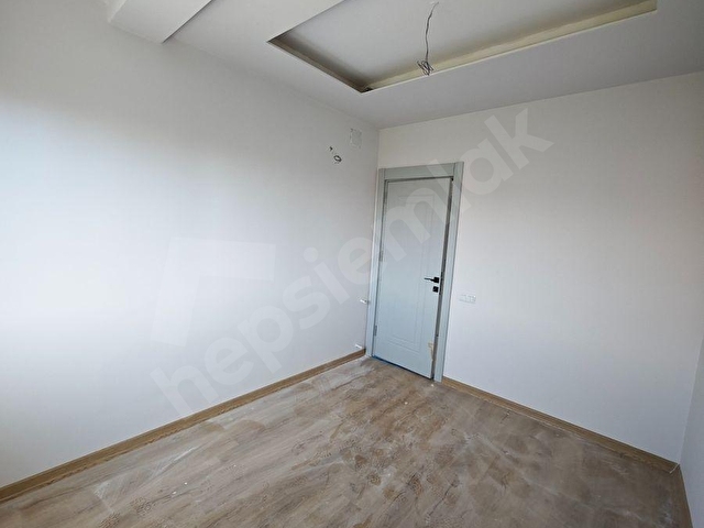 TÖMÜKTE SEÇKİN SİTE İÇİNDE 2+1 KİRALIK DAİRE | DENİZE YAKIN - Görsel 16