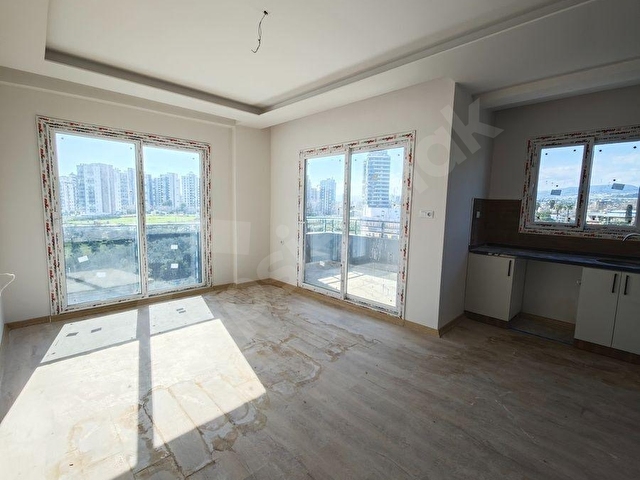 TÖMÜKTE SEÇKİN SİTE İÇİNDE 2+1 KİRALIK DAİRE | DENİZE YAKIN - Görsel 11