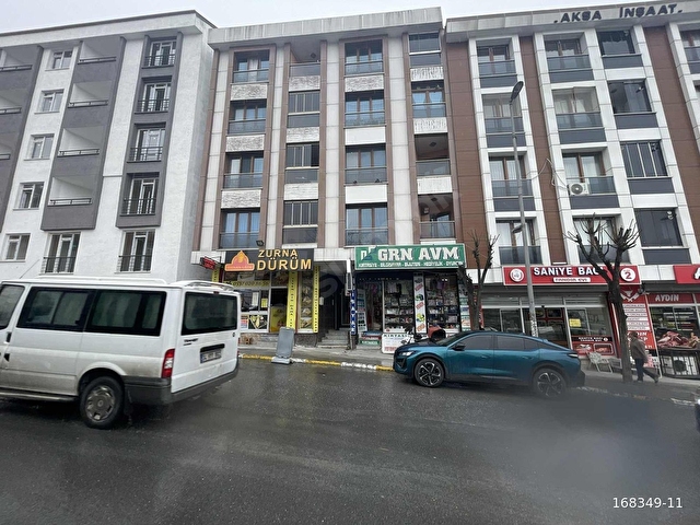 ESENYURT SÜLEYMANİYE MAH HACIBEKTAŞ VELLİ CADDESİNDE GENİŞ DAİRE