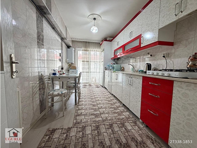 MERKEZDE, GENİŞ, FERAH CAM BALKONLU, ASANSÖRLÜ, ARA KATTA, SATILIK DAİRE, UĞURLU EMLAK - Görsel 3