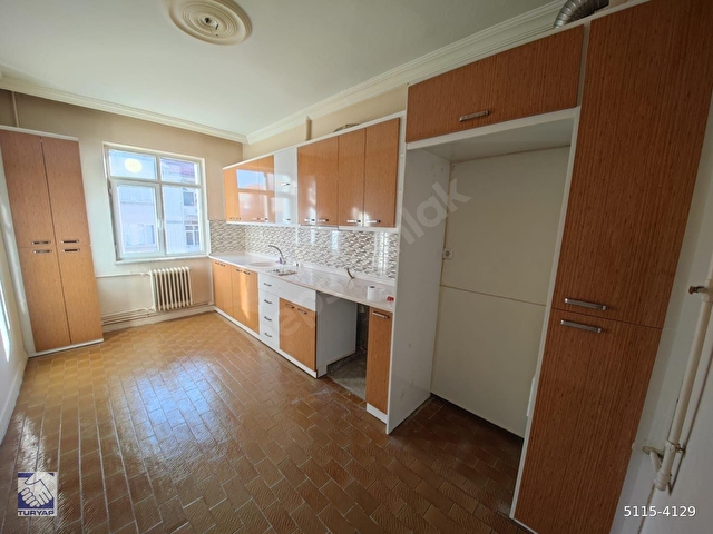 TURYAP TAN MAHMURİYE DE 3+1 SALON BAKIMLI DAİRE - Görsel 10