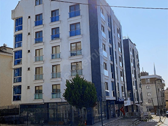 YEŞİLIRMAK SİTESİNDE KAPALI OTOPARKLI GENİŞ DAİRE MERKEZDE - Görsel 8